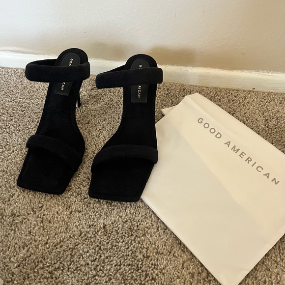 NIB GOOD AMERICAN TERRY SLIP ON SANDALS - Picture 10 of 11